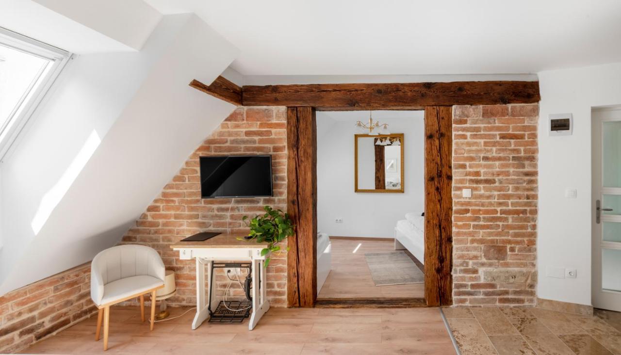 Florand Rooms&Wine Sopron Exterior foto